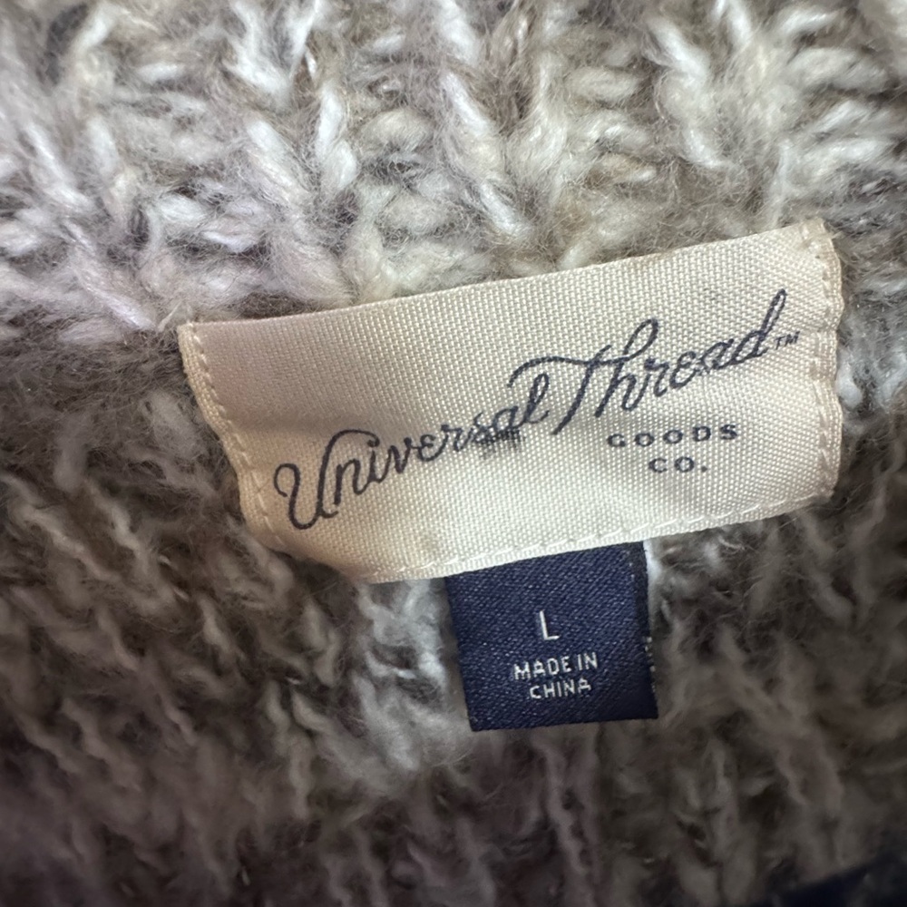 Universal Thread Marled Gray Crew Neck Sweater - image 3